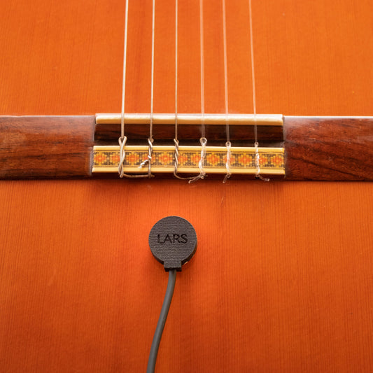 LARS CM-G (Guitarra)